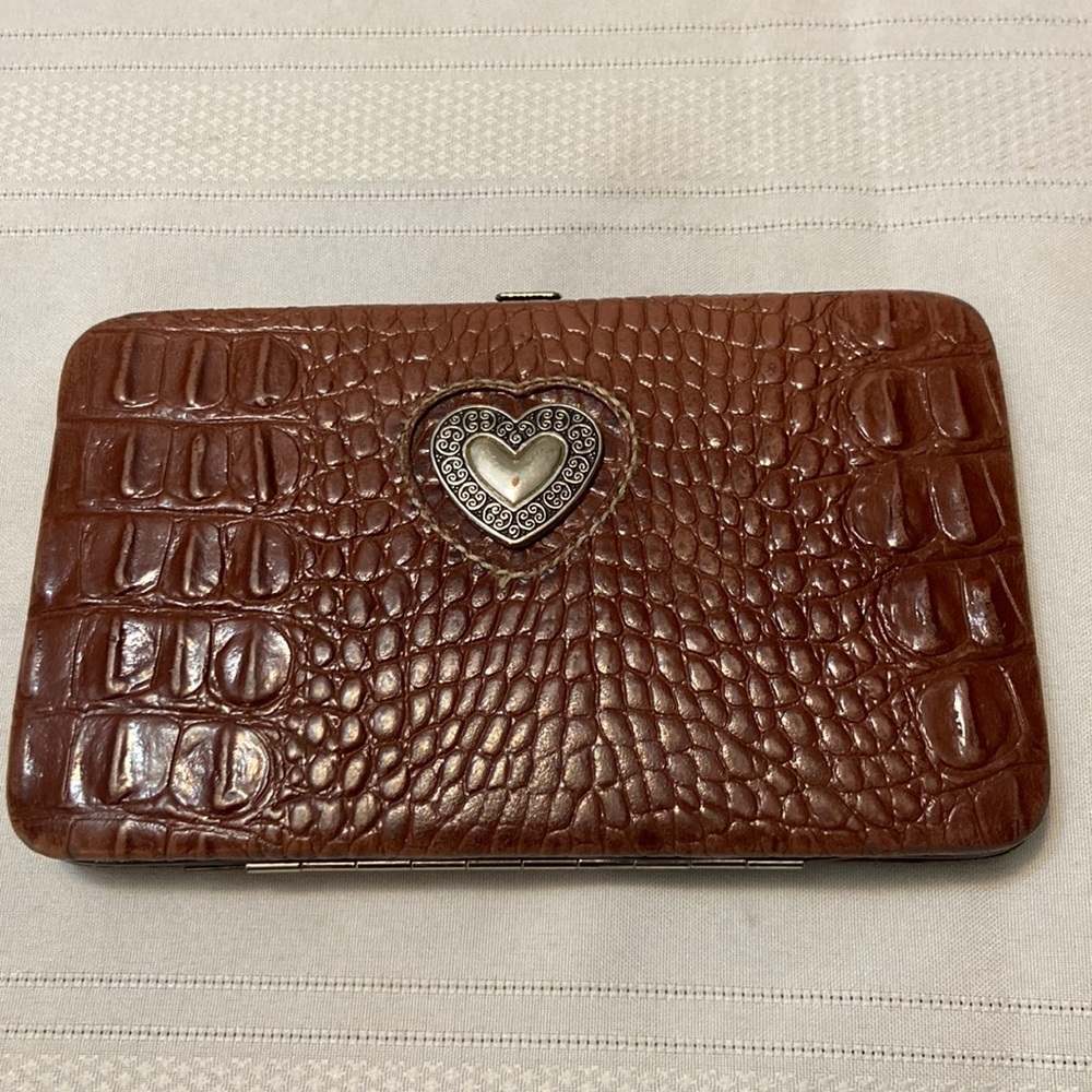 Brown Crocodile Print Snap Closure Womens Wallet Silvertone Heart Embellishment